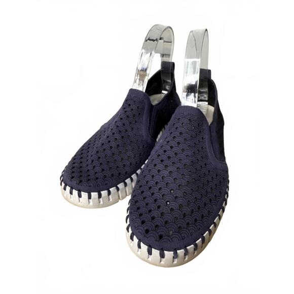 *Ilse Jacobson Tulip Laser Cut Womens Sz 7 Blue Sneaker Work Comfort Travel - Picture 2 of 5